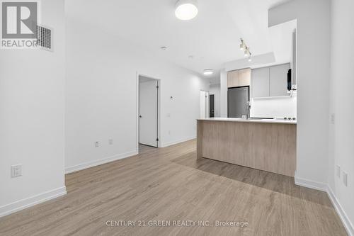 1514 - 2485 Eglinton Avenue W, Mississauga, ON - Indoor Photo Showing Kitchen