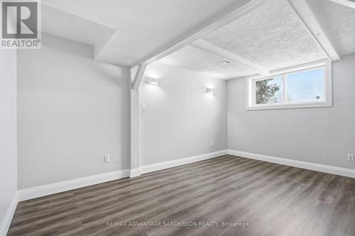 14 Tewksbury Crescent, London East (East D), ON - Indoor Photo Showing Other Room