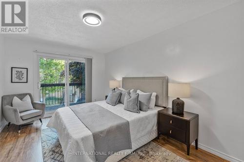 14 - 900 Dundas Street W, Mississauga, ON - Indoor Photo Showing Bedroom