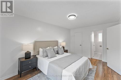 14 - 900 Dundas Street W, Mississauga, ON - Indoor Photo Showing Bedroom