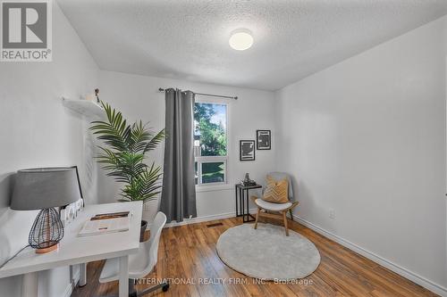 14 - 900 Dundas Street W, Mississauga, ON - Indoor Photo Showing Office