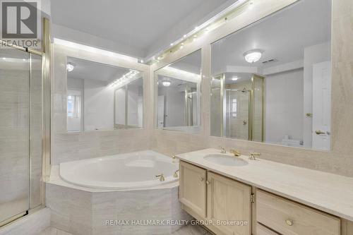 Primary Ensuite - 2204 - 1480 Riverside Drive, Ottawa, ON - Indoor Photo Showing Bathroom