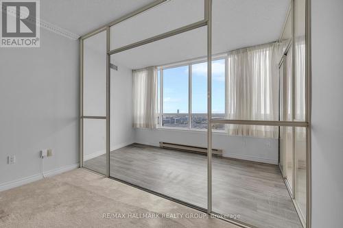 2204 - 1480 Riverside Drive, Ottawa, ON - Indoor Photo Showing Other Room