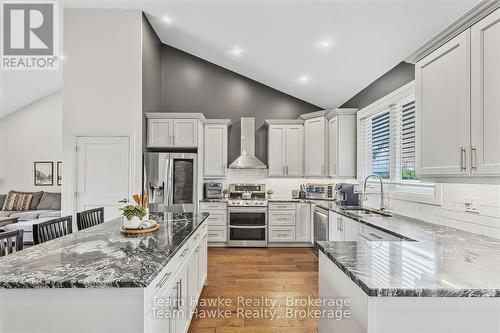 969 William Street, Midland, ON - Indoor Photo Showing Kitchen With Stainless Steel Kitchen With Upgraded Kitchen