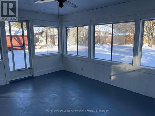 560 John Street N, Gravenhurst (Muskoka (S)), ON - Indoor Photo Showing Other Room