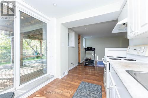 735 Brasswinds Trail, Oshawa, ON - Indoor Photo Showing Kitchen