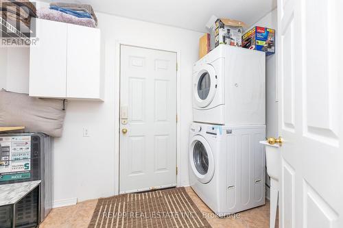735 Brasswinds Trail, Oshawa, ON - Indoor Photo Showing Laundry Room