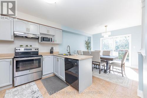 735 Brasswinds Trail, Oshawa, ON - Indoor Photo Showing Kitchen With Stainless Steel Kitchen With Double Sink