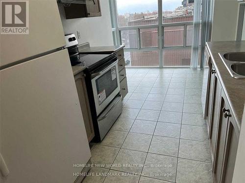 710 - 26 Olive Avenue, Toronto, ON - Indoor Photo Showing Kitchen