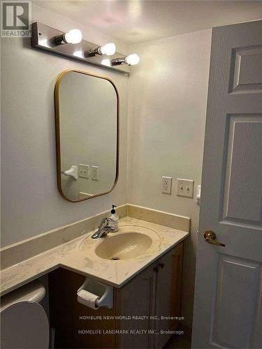 710 - 26 Olive Avenue, Toronto, ON - Indoor Photo Showing Bathroom