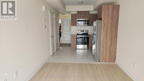 26 - 155 Tapscott Road Ne, Toronto, ON - Indoor