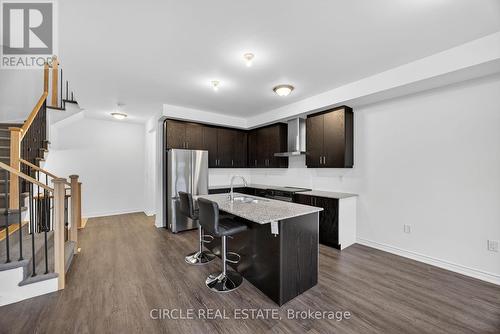 6 Wyn Wood Lane, Orillia, ON - Indoor Photo Showing Kitchen
