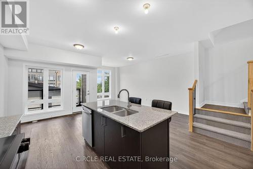 6 Wyn Wood Lane, Orillia, ON - Indoor Photo Showing Kitchen With Double Sink With Upgraded Kitchen