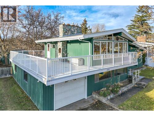 840 Matt Road, Kelowna, BC - Outdoor With Deck Patio Veranda