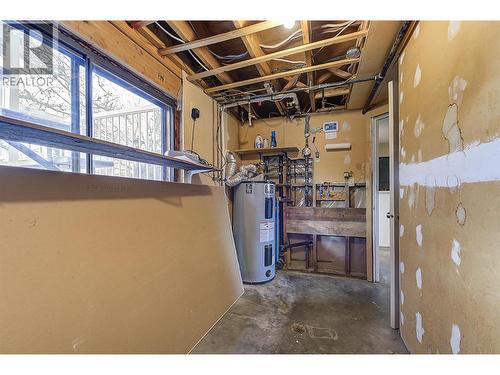 840 Matt Road, Kelowna, BC - Indoor Photo Showing Other Room
