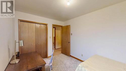 3315 Kirkfield Rd 6 Road, Kawartha Lakes (Carden), ON - Indoor Photo Showing Bedroom