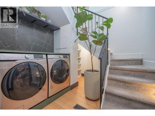 2505 23 Street, Vernon, BC - Indoor Photo Showing Laundry Room
