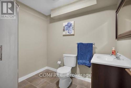 2221 Tribalwood Street, London North (North E), ON - Indoor Photo Showing Bathroom