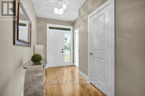 2221 Tribalwood Street, London North (North E), ON - Indoor Photo Showing Other Room