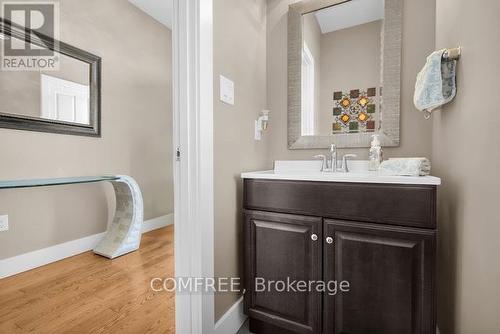 2221 Tribalwood Street, London North (North E), ON - Indoor Photo Showing Bathroom