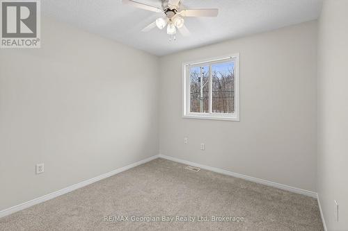 836 Coral Springs Lane, Midland, ON - Indoor Photo Showing Other Room