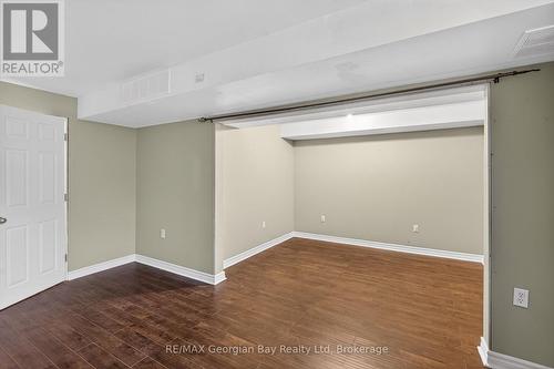 836 Coral Springs Lane, Midland, ON - Indoor Photo Showing Other Room