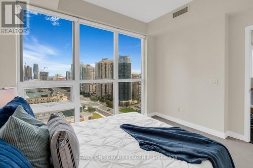 1909 - 510 Curran Place, Mississauga, ON - Indoor Photo Showing Bedroom