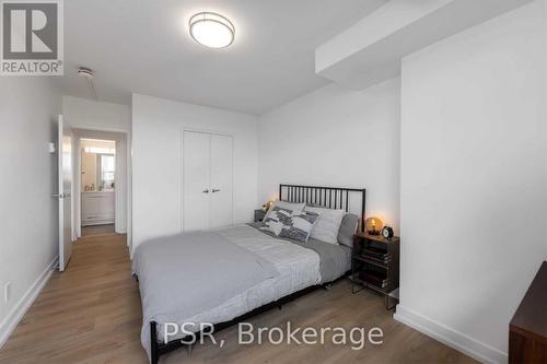 707 - 240 Markland Drive, Toronto, ON - Indoor Photo Showing Bedroom