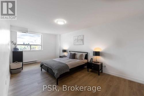 501 - 240 Markland Drive, Toronto, ON - Indoor Photo Showing Bedroom