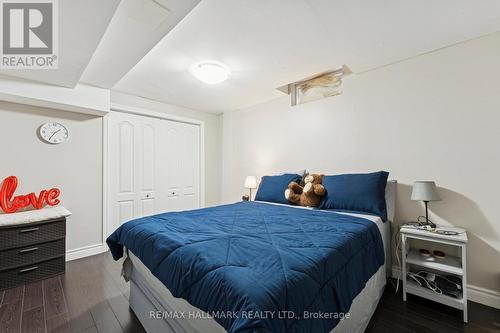 94 Olde Town Road, Brampton, ON - Indoor Photo Showing Bedroom