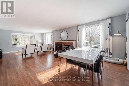 1730 Sunningdale Bend, Mississauga, ON - Indoor Photo Showing Living Room With Fireplace