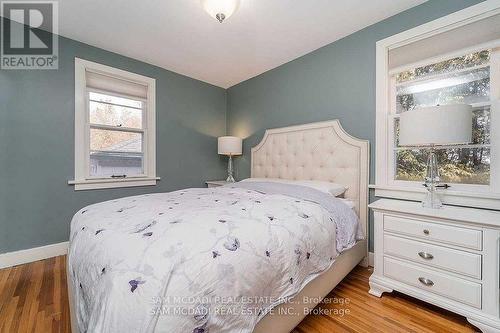 1730 Sunningdale Bend, Mississauga, ON - Indoor Photo Showing Bedroom