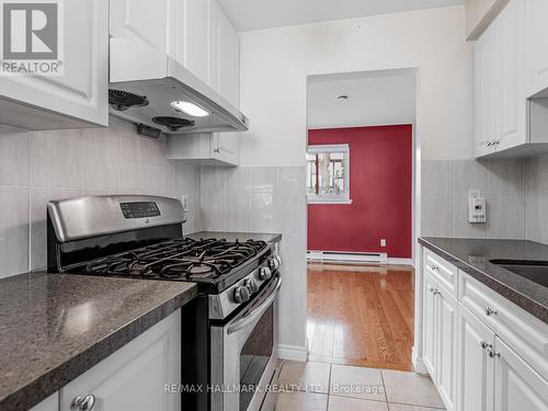 405 - 11 Reith Way, Markham, ON - Indoor Photo Showing Kitchen