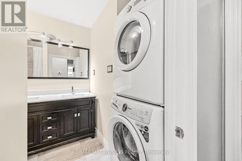 Main - 228 Penn Avenue S, Newmarket, ON - Indoor Photo Showing Laundry Room