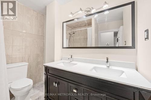 Main - 228 Penn Avenue S, Newmarket, ON - Indoor Photo Showing Bathroom
