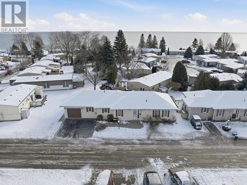 21 Heritage Lane, Clarington (Newcastle), ON - Outdoor With Body Of Water