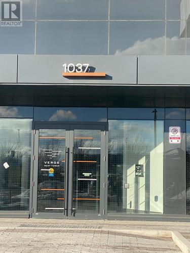 822 - 1037 The Queensway, Toronto, ON - 