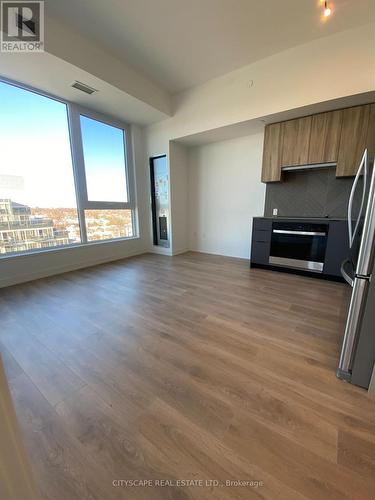 822 - 1037 The Queensway, Toronto, ON - Indoor