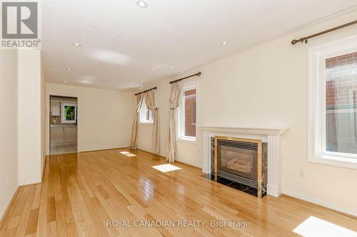 3940 Hazelridge Road, Mississauga, ON - Indoor Photo Showing Living Room With Fireplace