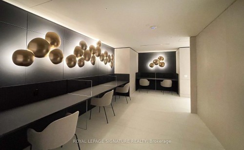 2705-50 Upper Mall Way, Vaughan, ON - Indoor Photo Showing Other Room