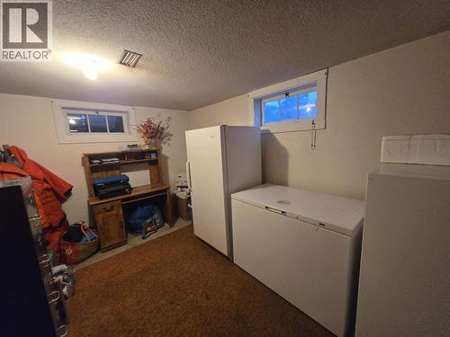 1191 Moffat Avenue, Quesnel, BC - Indoor Photo Showing Laundry Room