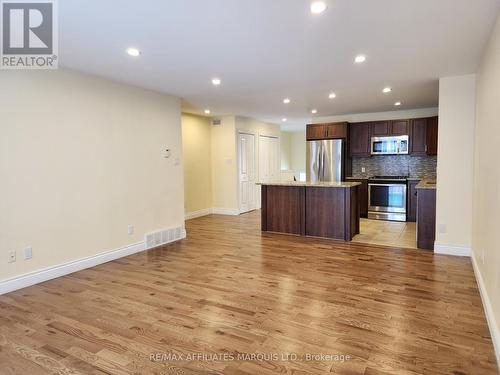 70 Forestdale Crescent, Cornwall, ON - Indoor Photo Showing Kitchen