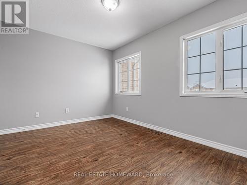 304 Flagstone Way, Newmarket, ON - Indoor Photo Showing Other Room