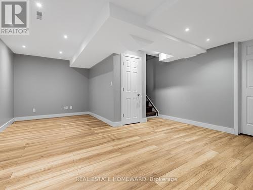 304 Flagstone Way, Newmarket, ON - Indoor Photo Showing Other Room