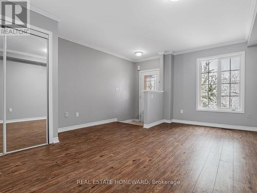 304 Flagstone Way, Newmarket, ON - Indoor Photo Showing Other Room