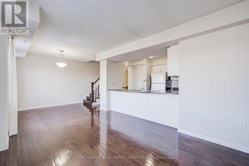 47 - 2614 Dashwood Drive, Oakville, ON - Indoor