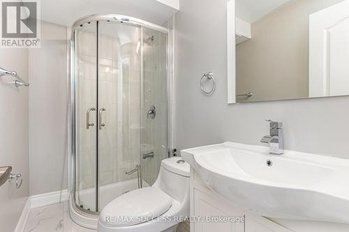 5383 Red Brush Drive, Mississauga, ON - Indoor Photo Showing Bathroom