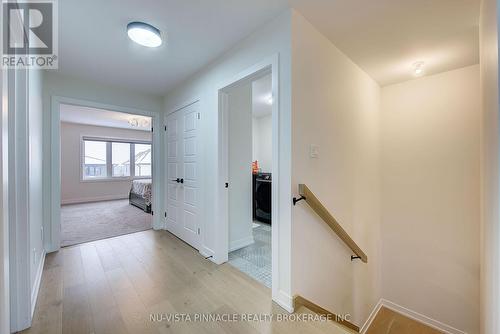 1895 Fountain Grass Drive, London South (South B), ON - Indoor Photo Showing Other Room