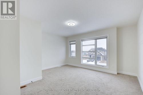 1895 Fountain Grass Drive, London South (South B), ON - Indoor Photo Showing Other Room