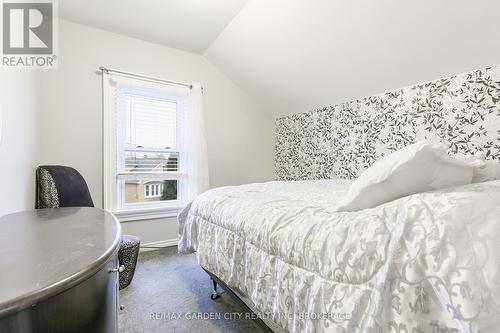 26 Garnet Street, St. Catharines (Facer), ON - Indoor Photo Showing Bedroom